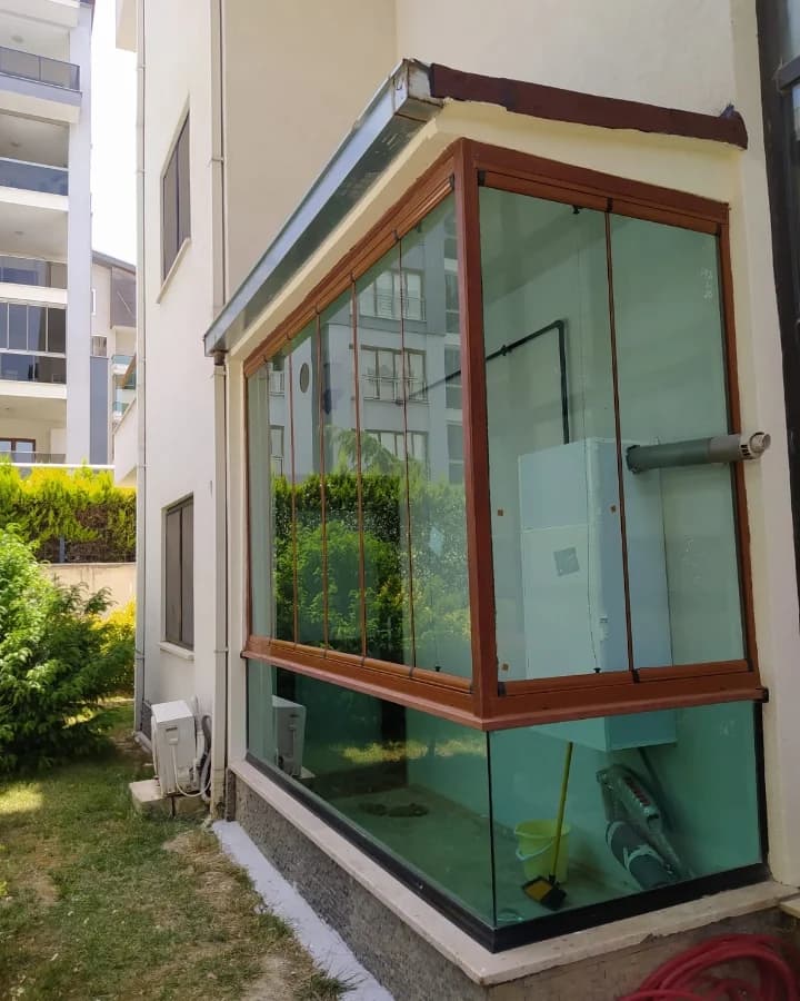 Bursa cam balkon üretimi ve montajı örneği